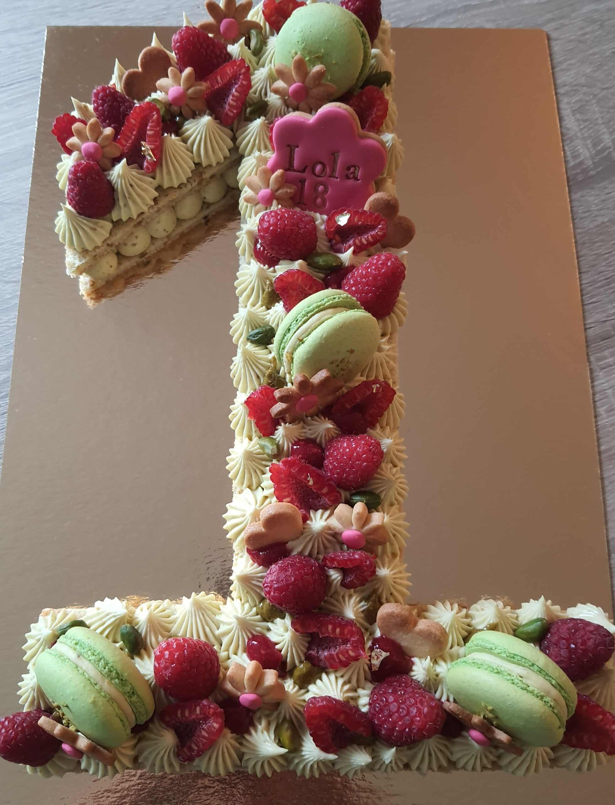 Lire la suite à propos de l’article Number Cake <br> Framboise Pistache